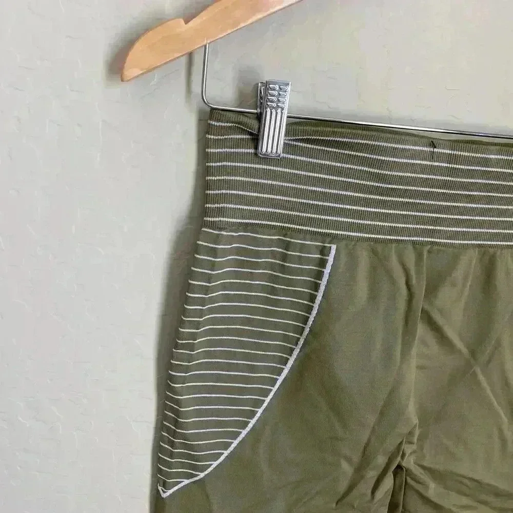 Missguided Seamless MSGD Booty Gym Shorts Bundle (2) Size‎ Medium